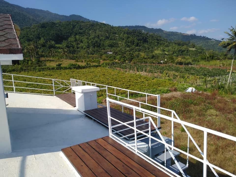 Back To Real Hostel Taitung Exterior photo