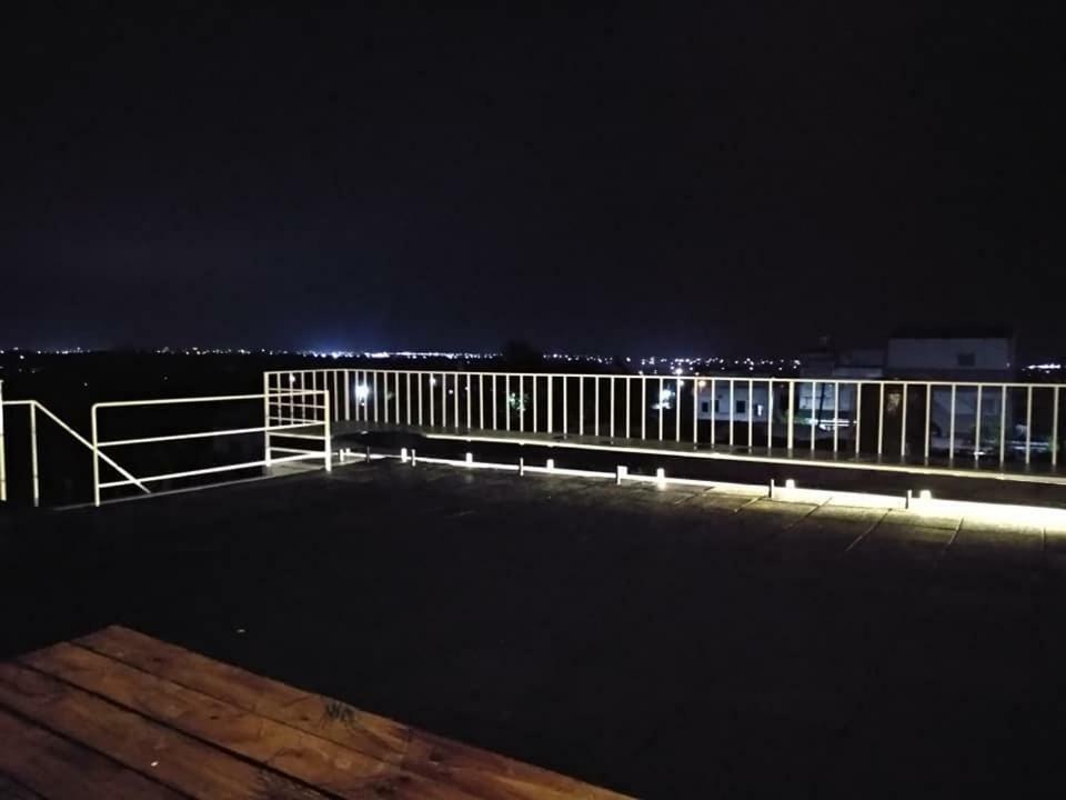 Back To Real Hostel Taitung Exterior photo
